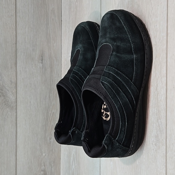 Aetrex Women Leather Loafer Slip on shoes sz 9-9.5 - Picture 2 of 13